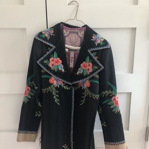 Biya embroidered top coat sz 7
